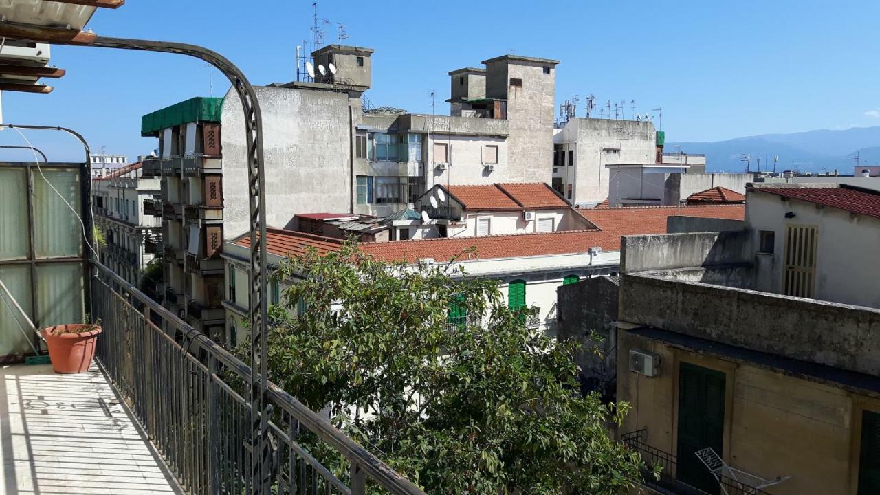 Il Tuppo - Al Centro In Cima Messina Exterior foto